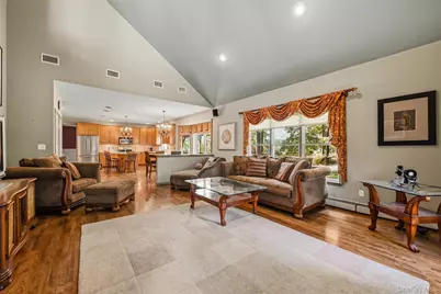48 Greenwich Avenue, Central Valley, NY 10917 - Photo 28