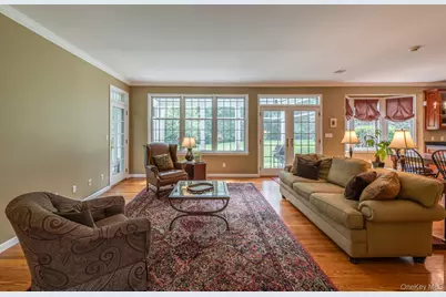 100 Rockledge Drive, Pleasant Valley, NY 12569 - Photo 8