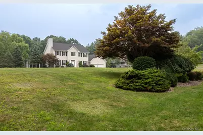 100 Rockledge Drive, Pleasant Valley, NY 12569 - Photo 46