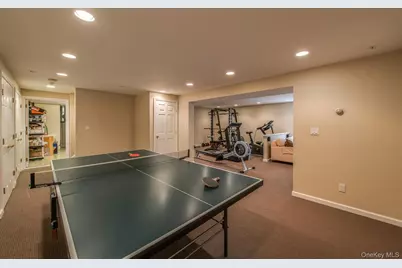 100 Rockledge Drive, Pleasant Valley, NY 12569 - Photo 32