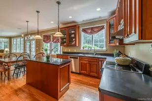 100 Rockledge Dr, Pleasant Valley, NY 12569 - Photo 14