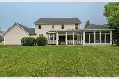 100 Rockledge Drive, Pleasant Valley, NY 12569 - Photo 2