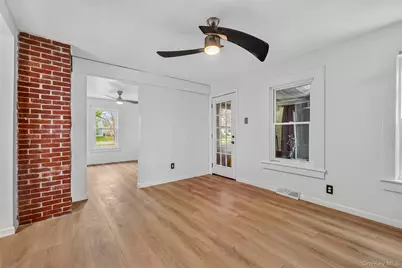 30 Glenwood Avenue, Poughkeepsie, NY 12603 - Photo 14