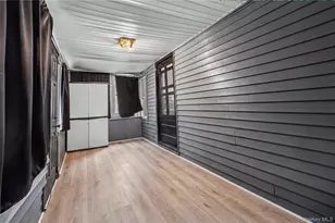 30 Glenwood Ave, Poughkeepsie, NY 12603 - Photo 4