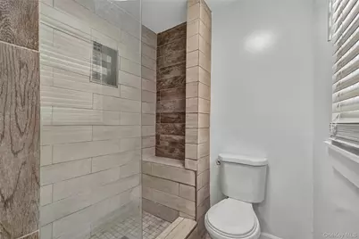 30 Glenwood Avenue, Poughkeepsie, NY 12603 - Photo 26