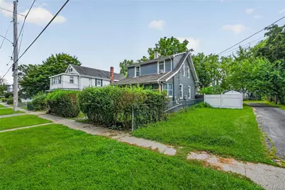 30 Glenwood Avenue, Poughkeepsie, NY 12603 - Photo 2