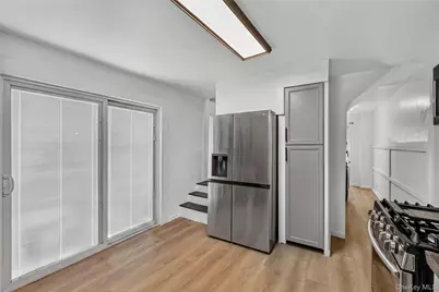 30 Glenwood Avenue, Poughkeepsie, NY 12603 - Photo 16