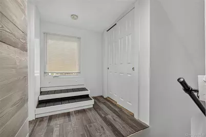30 Glenwood Avenue, Poughkeepsie, NY 12603 - Photo 20