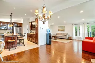 25 Ackerman Ave, Airmont, NY 10901 - Photo 6