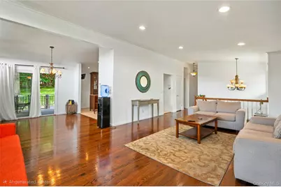 25 Ackerman Avenue, Airmont, NY 10901 - Photo 8