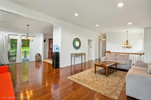 25 Ackerman Ave, Airmont, NY 10901 - Photo 8