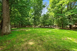 25 Ackerman Ave, Airmont, NY 10901 - Photo 34