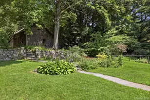 412 Succabone Rd, Bedford Corners, NY 10549 - Photo 26