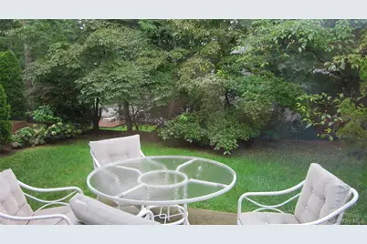 144 Dove Hill Drive, Manhasset, NY 11030 - Photo 10