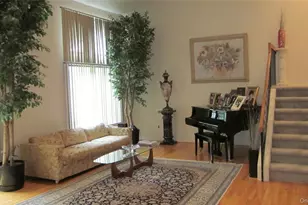 144 Dove Hill Dr, Manhasset, NY 11030 - Photo 18