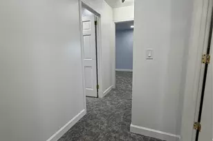 21 Cochran Pl, Valley Stream, NY 11581 - Photo 12