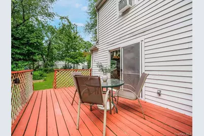 7 Hillaire Place, Nanuet, NY 10954 - Photo 32