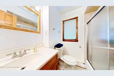 59 Zoe St, New York, NY 10305 - Photo 14