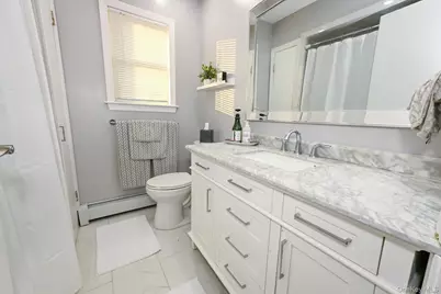 8 Garden Avenue, Carle Place, NY 11514 - Photo 12