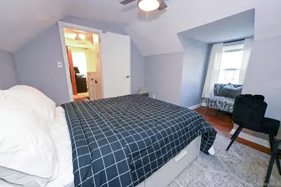 8 Garden Avenue, Carle Place, NY 11514 - Photo 16