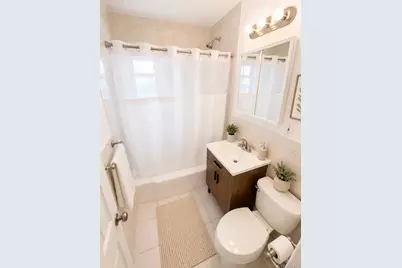 118-60 Metropolitan Avenue #C3, Kew Gardens, NY 11415 - Photo 10