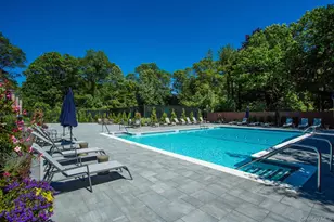 160 Dove Hill Dr, Manhasset, NY 11030 - Photo 20