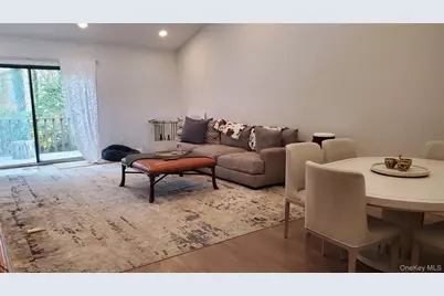 160 Dove Hill Drive, Manhasset, NY 11030 - Photo 6