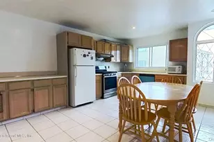 41 Simmons Loop, New York, NY 10314 - Photo 14