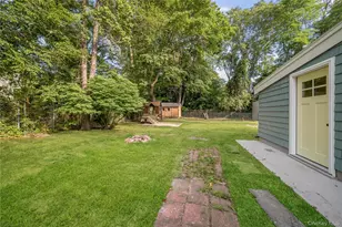 46 Barclay Rd, Mastic Beach, NY 11951 - Photo 22