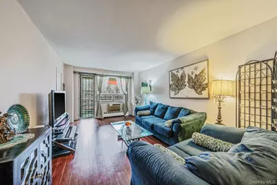61-25 97th Street #2B, Rego Park, NY 11374 - Photo 4