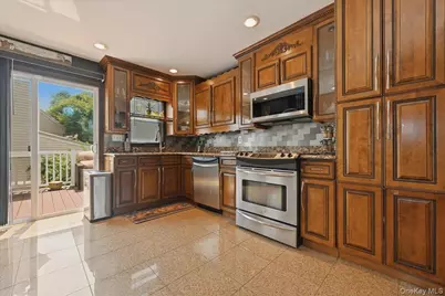 844 Park Lane, Woodmere, NY 11581 - Photo 8