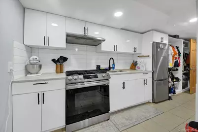 1804 Seminole Avenue, Bronx, NY 10461 - Photo 4