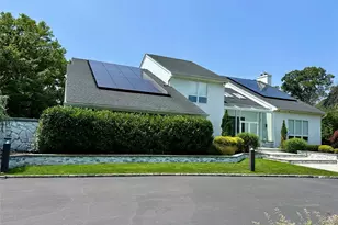 5 Meadow Gate W, Saint James, NY 11780 - Photo 2