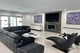 5 Meadow Gate W, Saint James, NY 11780 - Photo 8
