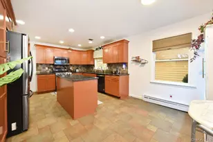 109 Charles St, Floral Park, NY 11001 - Photo 12