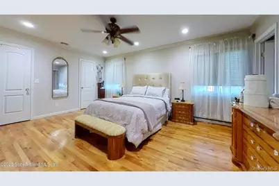 257 Locust Avenue, New York, NY 10306 - Photo 14