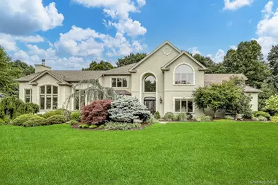 8 Lety Lane, Suffern, NY 10901 - Photo 2