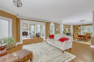 8 Lety Ln, Suffern, NY 10901 - Photo 6