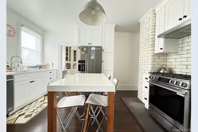 453 Palmer Avenue, Mamaroneck, NY 10543 - Photo 18