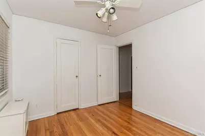 1493 New Hyde Park Drive, New Hyde Park, NY 11040 - Photo 12