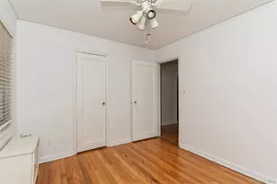 1493 New Hyde Park Dr, New Hyde Park, NY 11040 - Photo 12