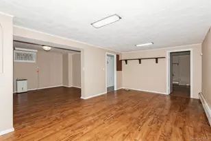1493 New Hyde Park Dr, New Hyde Park, NY 11040 - Photo 18