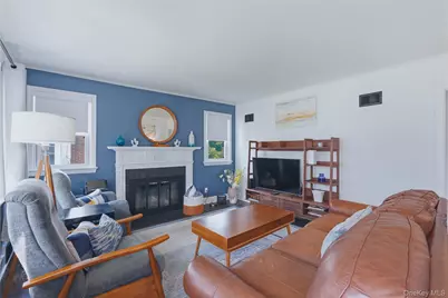 26 Ziegler Avenue, Poughkeepsie, NY 12603 - Photo 2