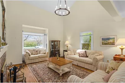 570 Hampton Road #31, Southampton, NY 11968 - Photo 4