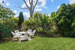 570 Hampton Rd, Southampton, NY 11968 - Photo 18