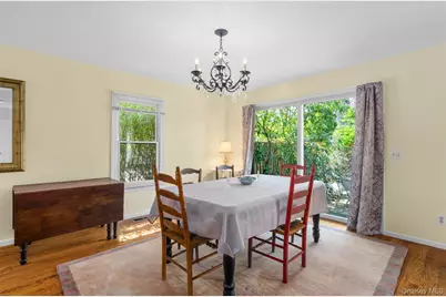 570 Hampton Road #31, Southampton, NY 11968 - Photo 6