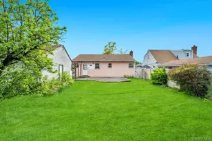 529 Liberty St, Uniondale, NY 11553 - Photo 4