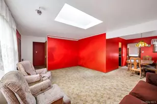529 Liberty St, Uniondale, NY 11553 - Photo 6
