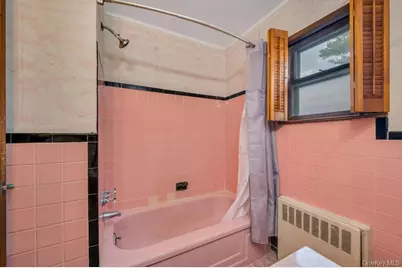 529 Liberty Street, Uniondale, NY 11553 - Photo 14