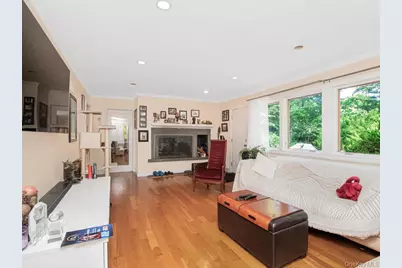 35 Barnard Road, New Rochelle, NY 10801 - Photo 6